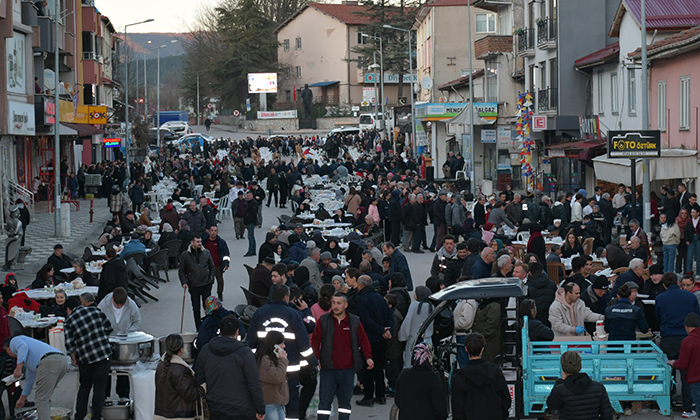 Mengen halkını buluşturan toplu iftar programı düzenlendi